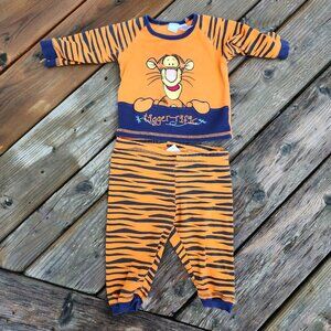 ADORABLE Disney Baby Winnie the Pooh Tigger Jogger Set 9 Months